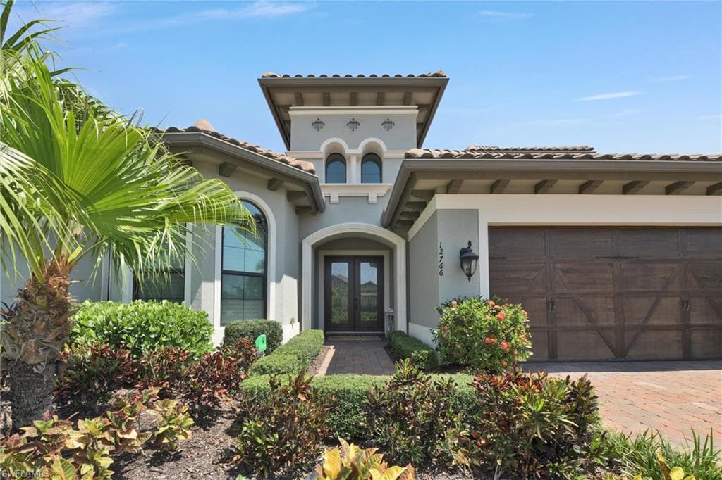 12766 Dundee Ln, Naples, FL 34120-3