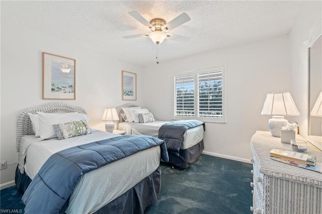 7065 Dennis Cir, Naples, FL 34104-13
