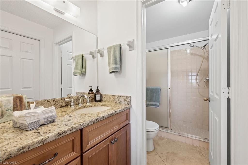 7065 Dennis Cir, Naples, FL 34104-19