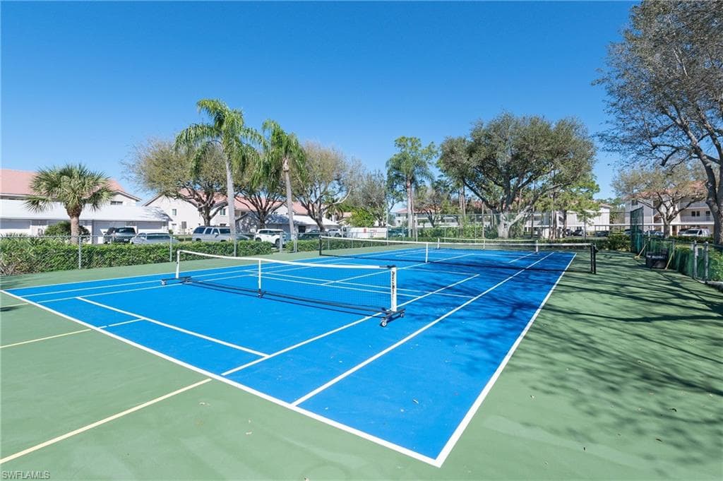 7065 Dennis Cir, Naples, FL 34104-25