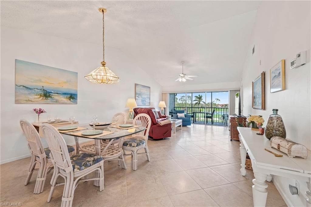 7065 Dennis Cir, Naples, FL 34104-2