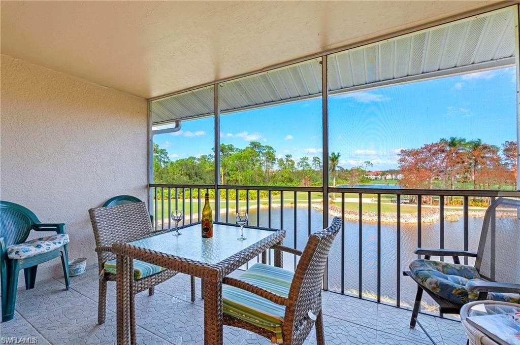 7065 Dennis Cir, Naples, FL 34104-7