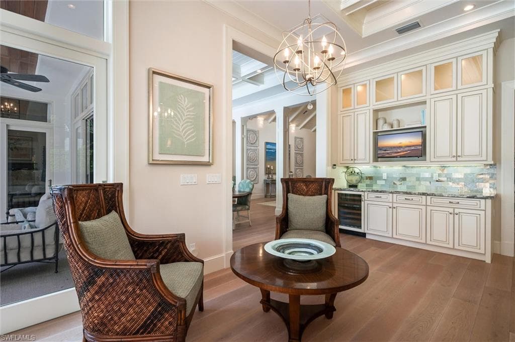 2250 Crayton Rd, Naples, FL 34103-12