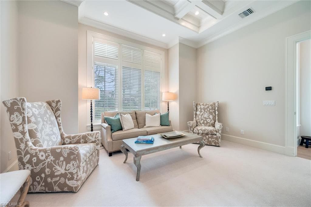 2250 Crayton Rd, Naples, FL 34103-28