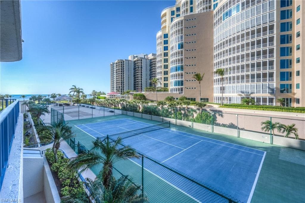 4451 Gulf Shore Blvd N 406, Naples, FL 34103-16