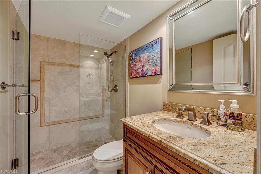 4451 Gulf Shore Blvd N 406, Naples, FL 34103-32