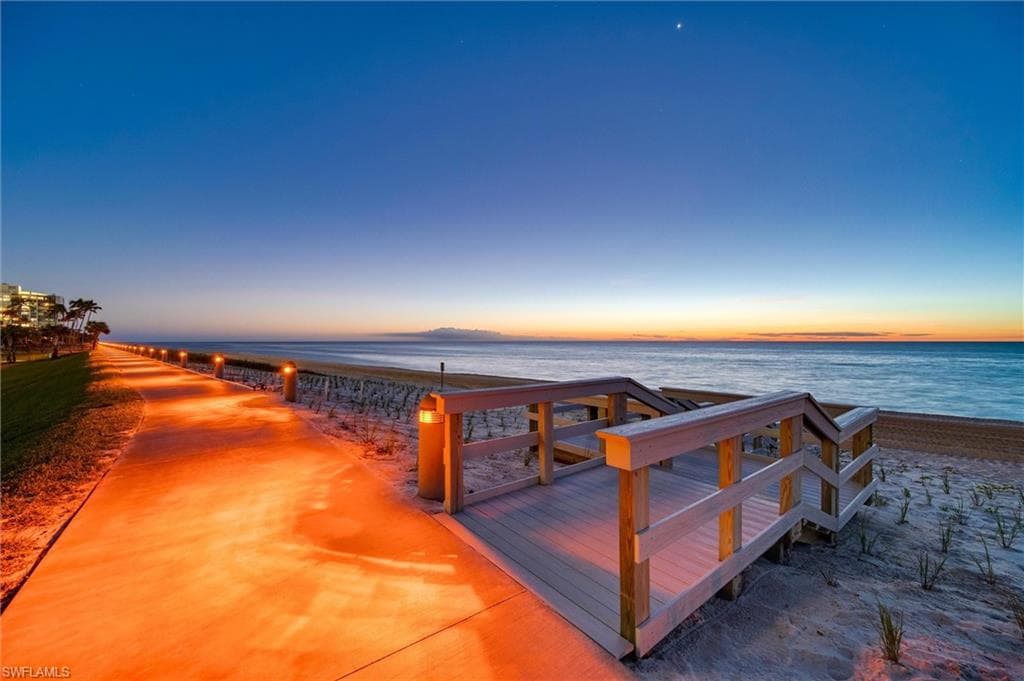 4451 Gulf Shore Blvd N 406, Naples, FL 34103-44