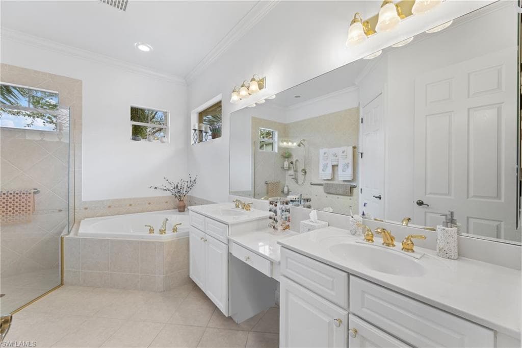 6750 Bent Grass Dr, Naples, FL 34113-21