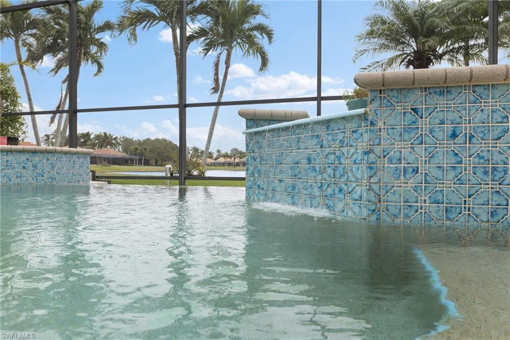 6750 Bent Grass Dr, Naples, FL 34113-5
