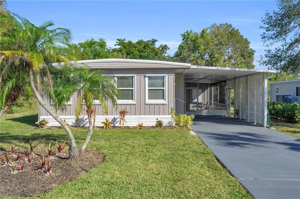 851 Manatee Rd, Naples, FL 34114-2