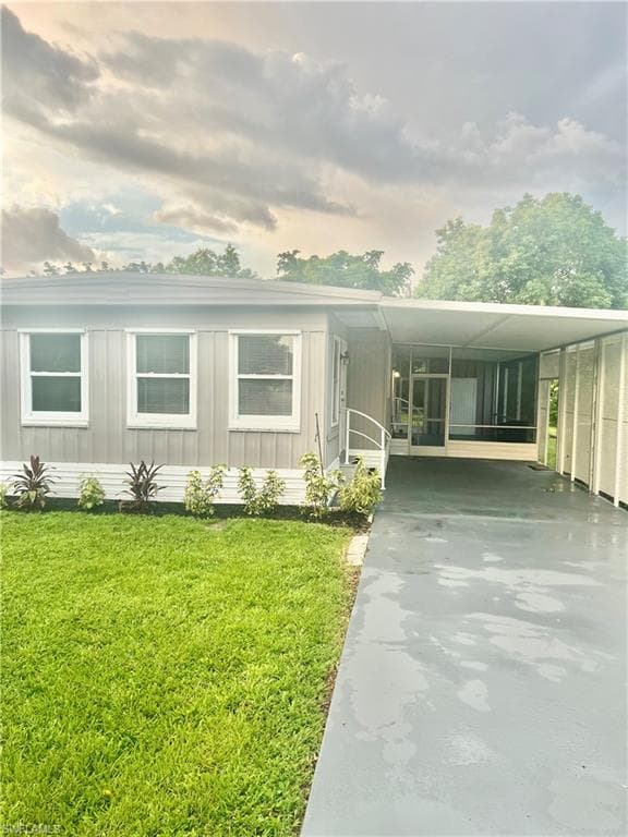 851 Manatee Rd, Naples, FL 34114-5