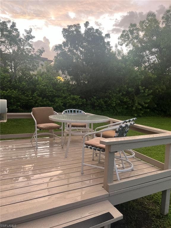 851 Manatee Rd, Naples, FL 34114-7