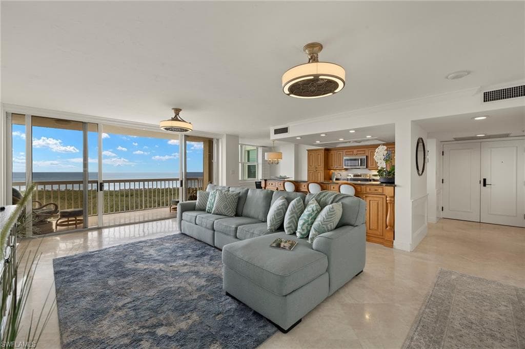 6573 Marissa Loop 2004, Naples, FL 34108-21