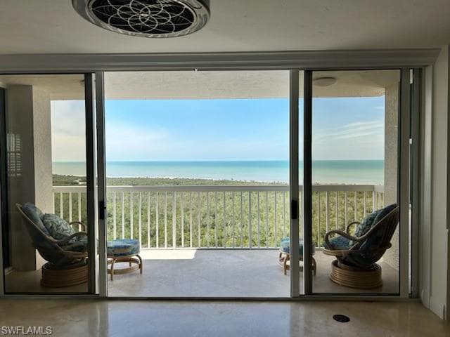 6573 Marissa Loop 2004, Naples, FL 34108-8