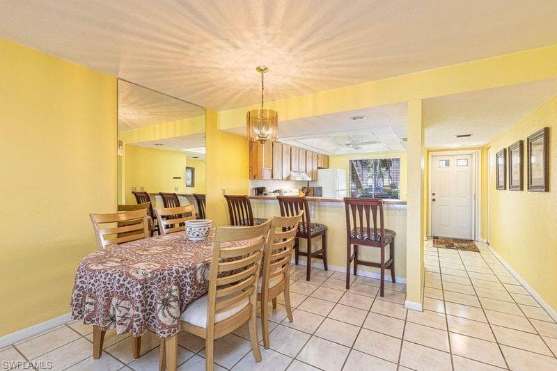 3832 Snowflake Ln 1207, Naples, FL 34112-4