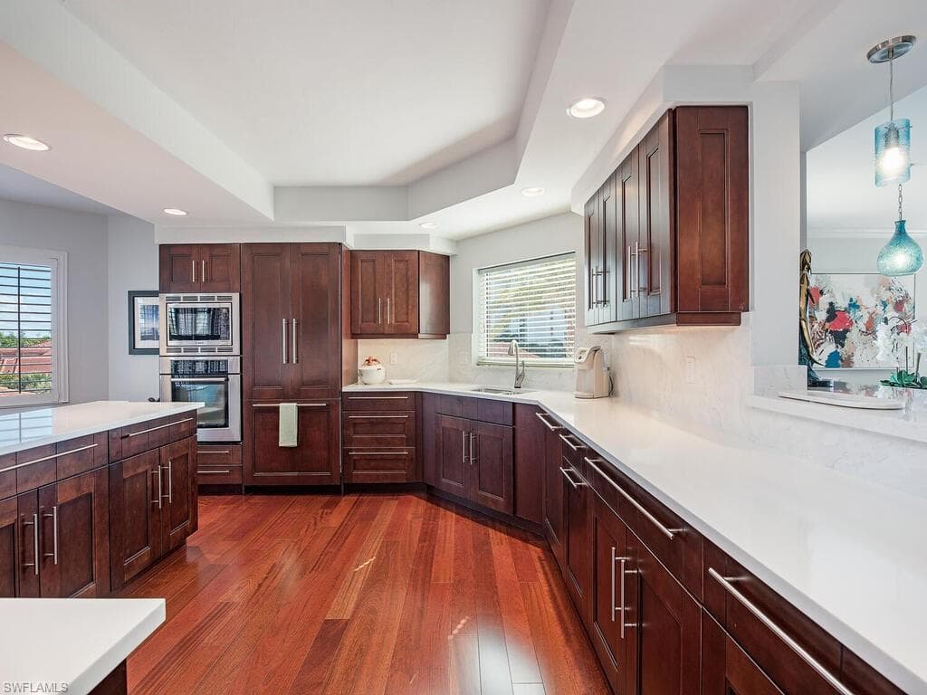 7425 Pelican Bay Blvd 301, Naples, FL 34108-9