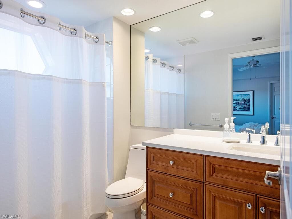 7425 Pelican Bay Blvd 301, Naples, FL 34108-13
