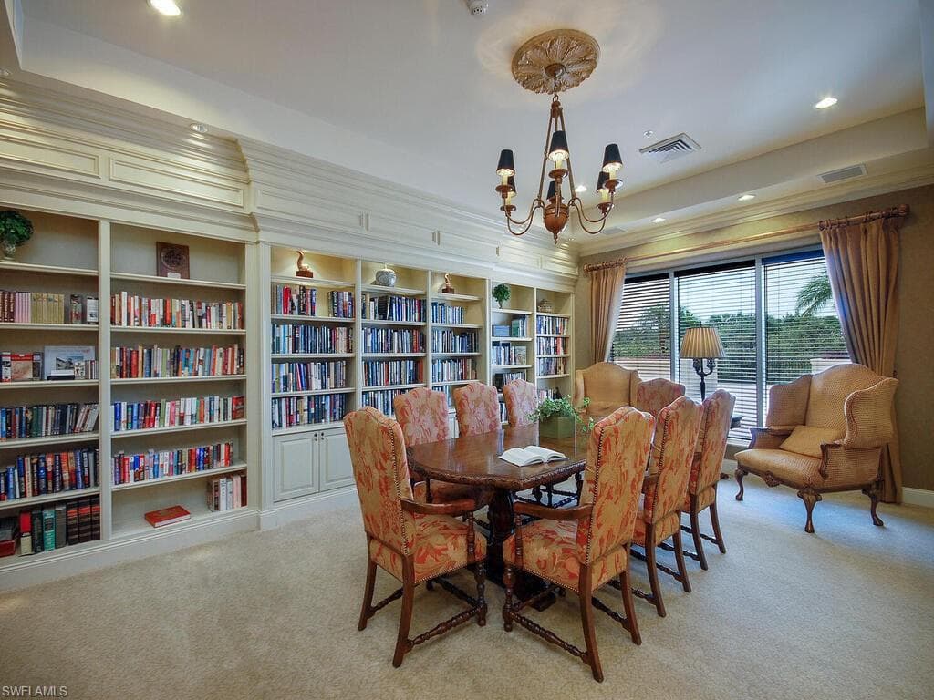 7425 Pelican Bay Blvd 301, Naples, FL 34108-18