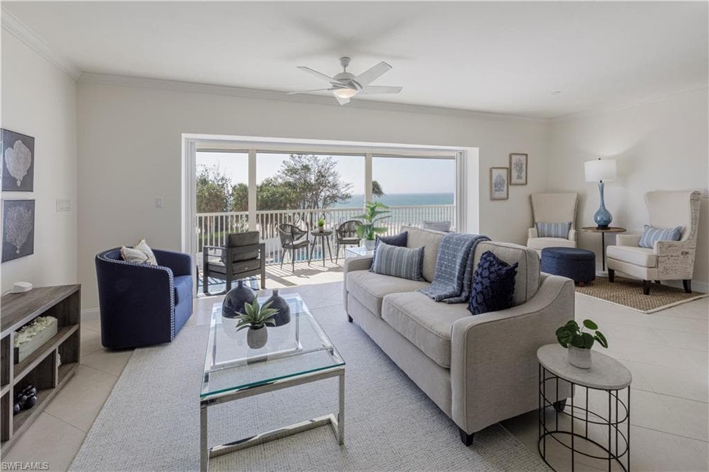 3401 Gulf Shore Blvd N 205, Naples, FL 34103-3