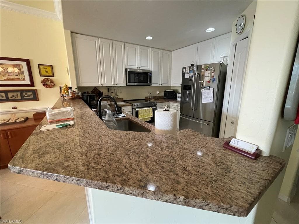 1182 Sweetwater Ln 1803, Naples, FL 34110-9