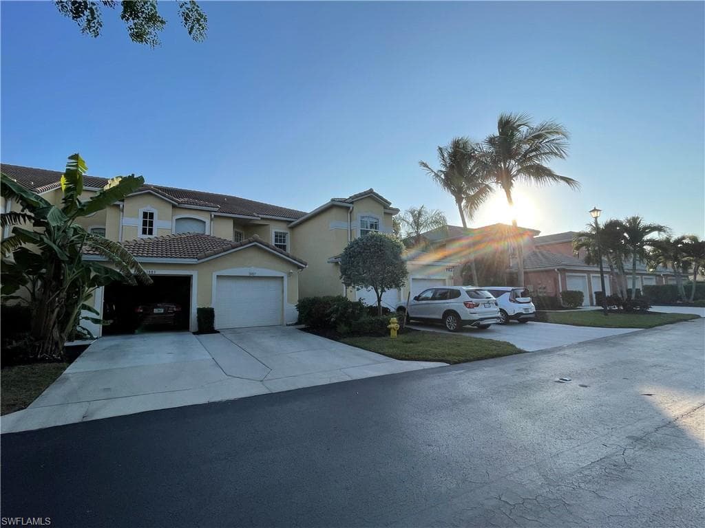 1182 Sweetwater Ln 1803, Naples, FL 34110-2