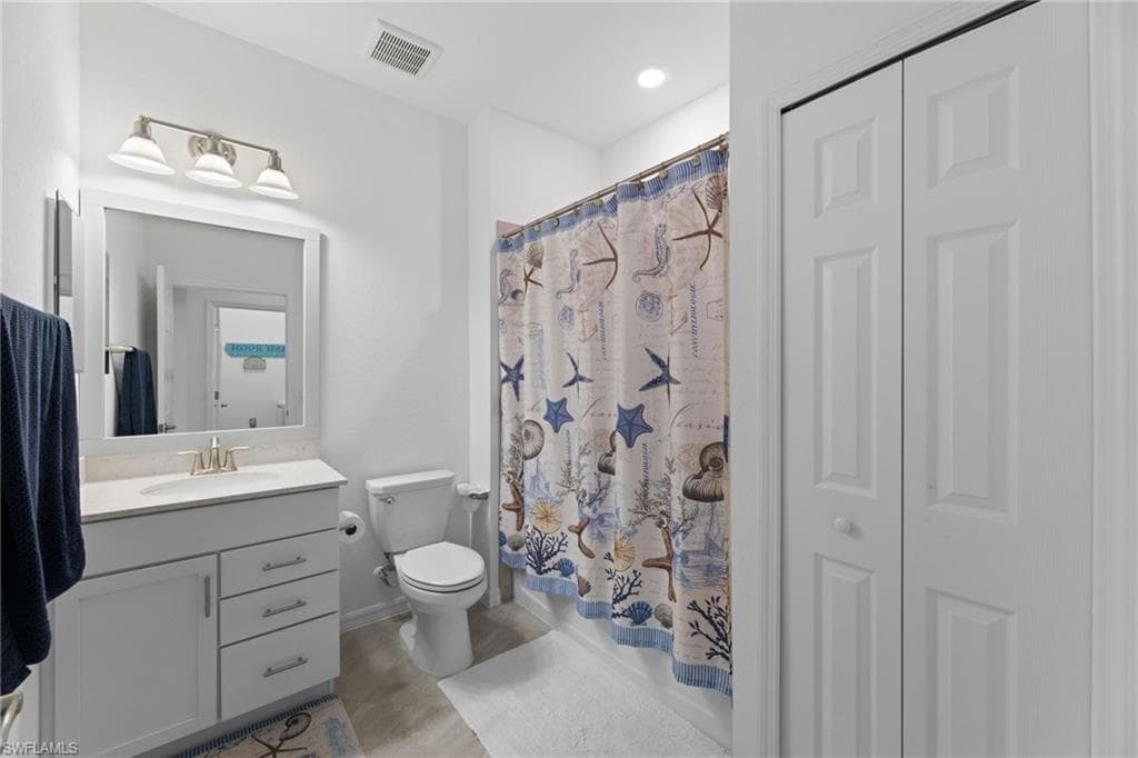 2375 Montserrat Ln 201, Naples, FL 34120-27