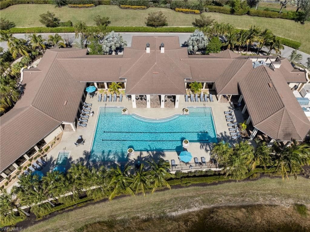 2375 Montserrat Ln 201, Naples, FL 34120-33