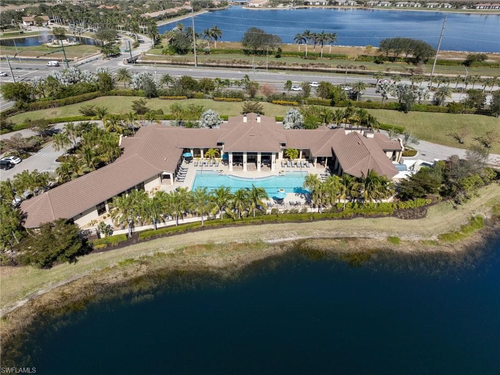 2375 Montserrat Ln 201, Naples, FL 34120-36