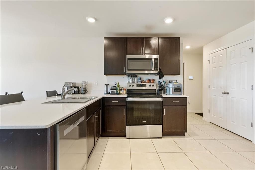 181 Plantation Dr, Labelle, FL 33935-4