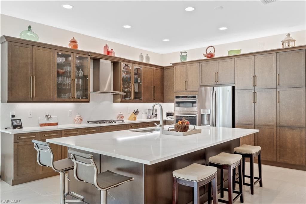 12047 Oleander Ave, Naples, FL 34120-4
