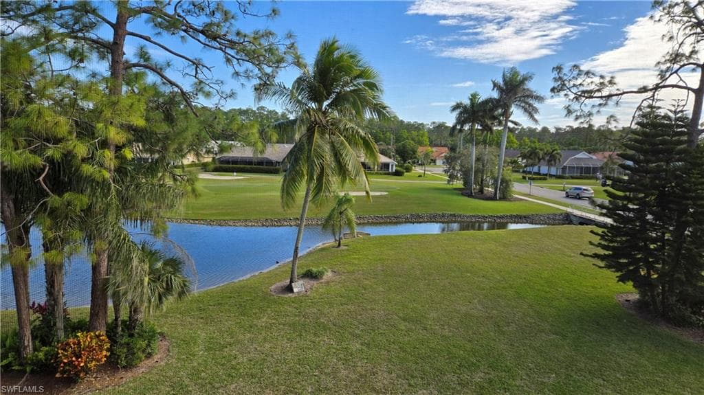 5985 Bloomfield Cir D307, Naples, FL 34112-2