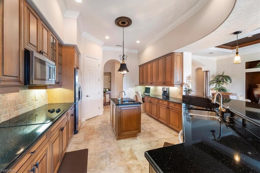12134 Wicklow Ln, Naples, FL 34120-16