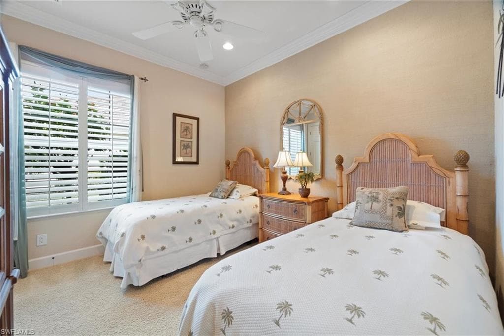 12134 Wicklow Ln, Naples, FL 34120-30