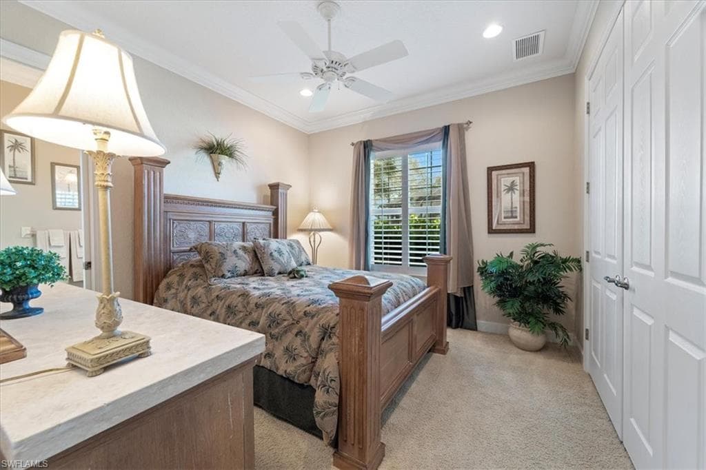 12134 Wicklow Ln, Naples, FL 34120-34