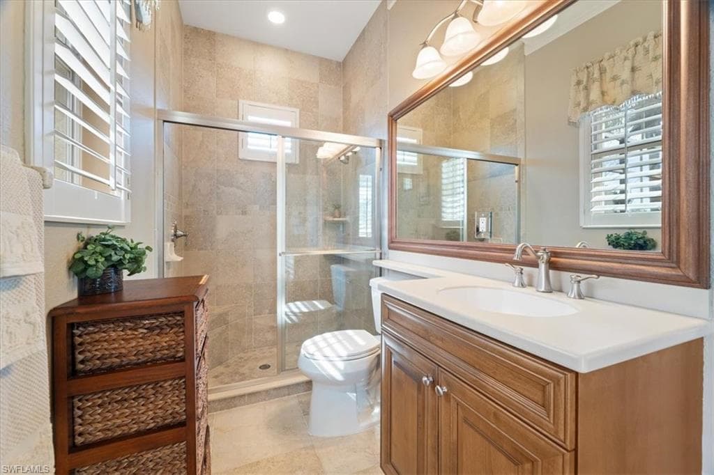 12134 Wicklow Ln, Naples, FL 34120-35