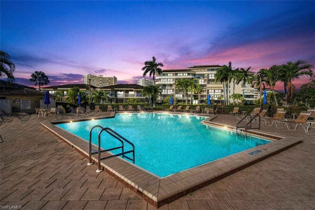 651 Seaview Ct B206, Marco Island, FL 34145-2