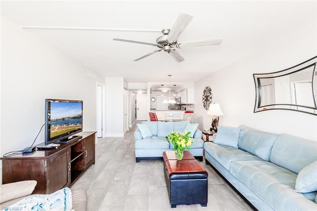 651 Seaview Ct B206, Marco Island, FL 34145-3
