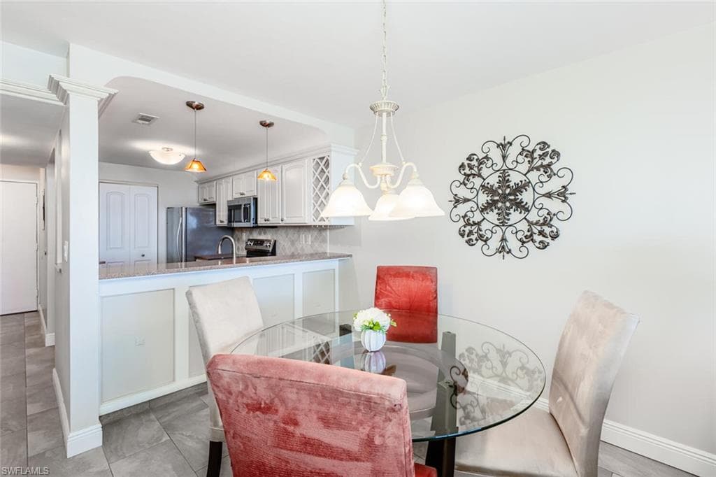651 Seaview Ct B206, Marco Island, FL 34145-7