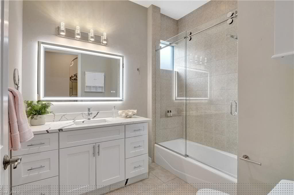 4308 Longshore Way S, Naples, FL 34119-22