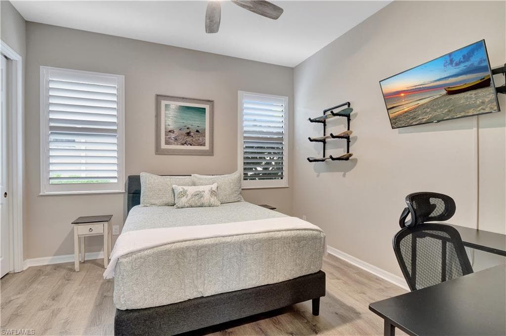 4308 Longshore Way S, Naples, FL 34119-23