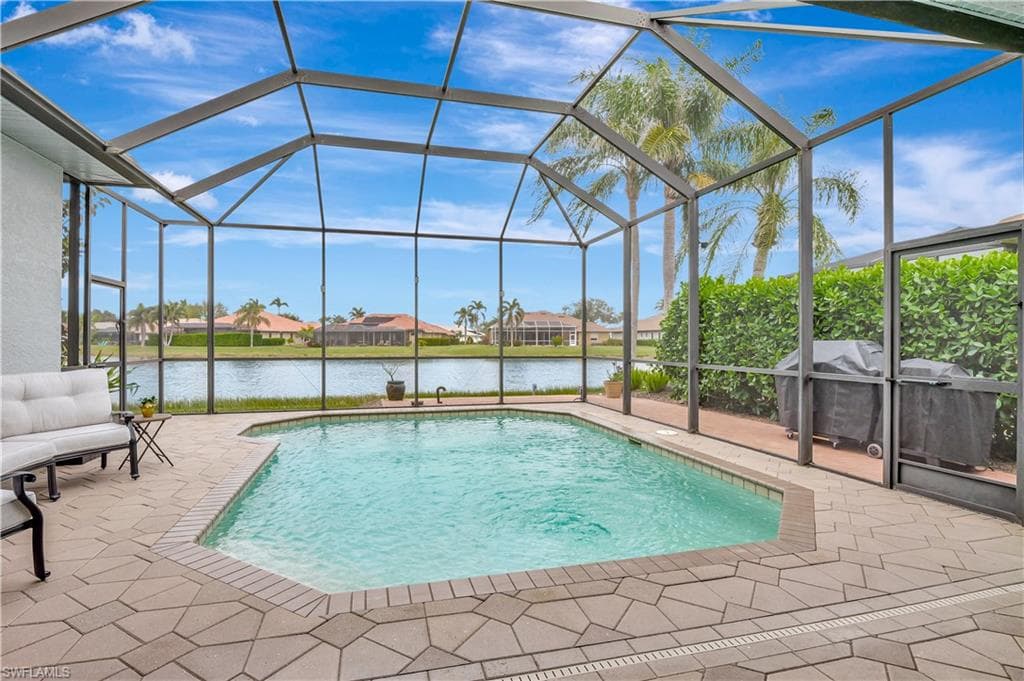 4308 Longshore Way S, Naples, FL 34119-28