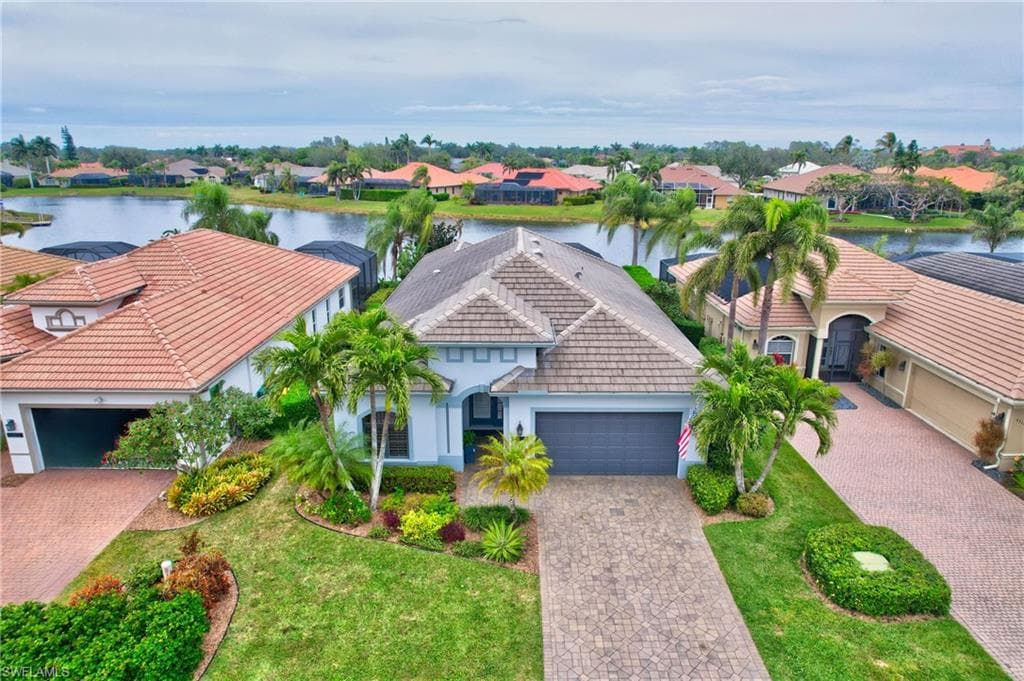 4308 Longshore Way S, Naples, FL 34119-31