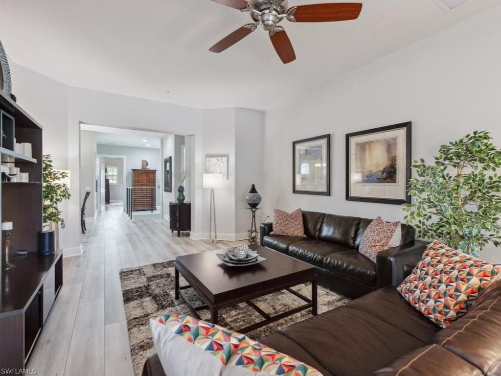 9270 Campanile Cir 202, Naples, FL 34114-12
