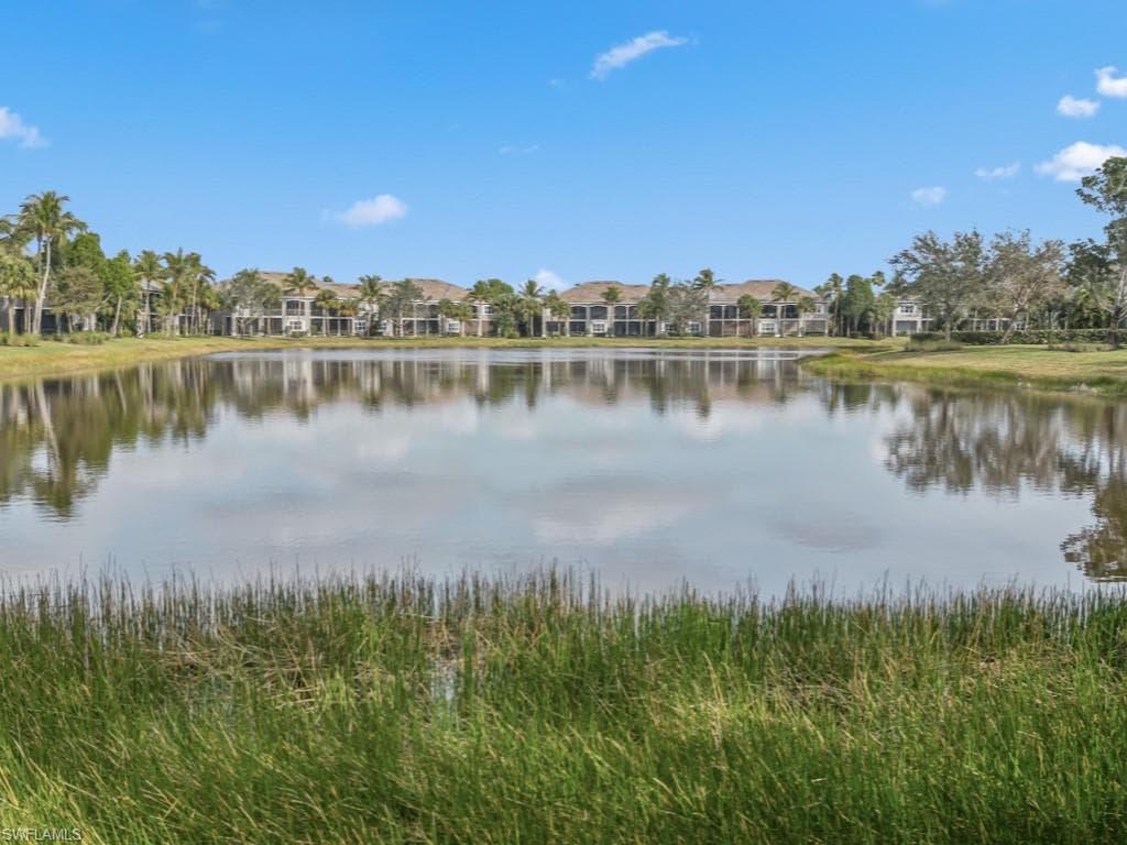 9270 Campanile Cir 202, Naples, FL 34114-25