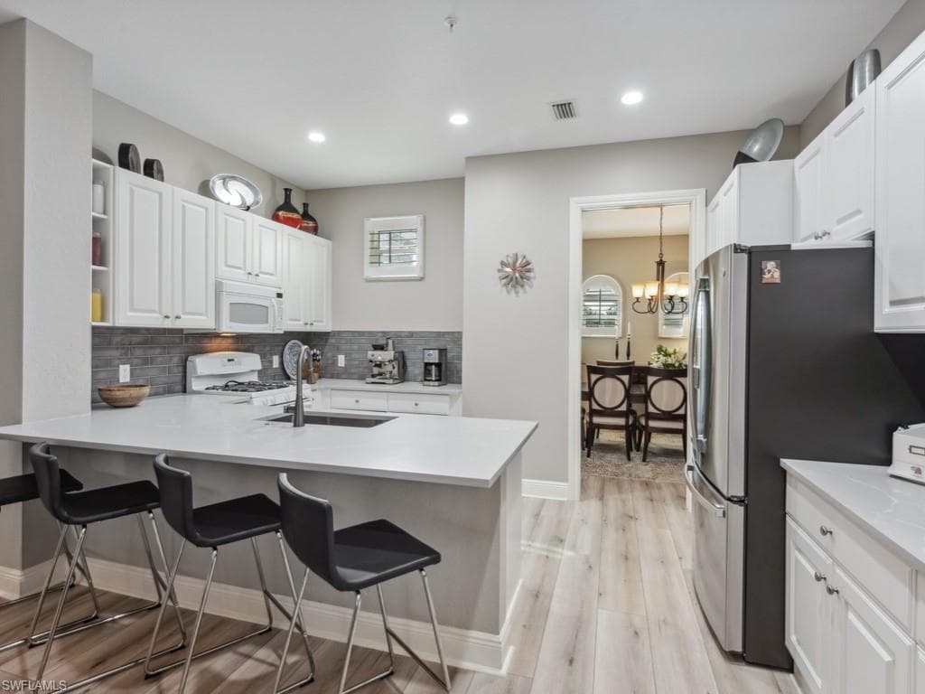 9270 Campanile Cir 202, Naples, FL 34114-5