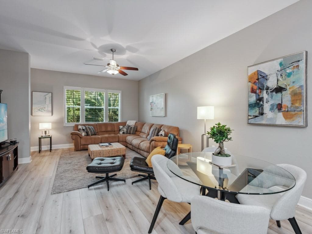 9270 Campanile Cir 202, Naples, FL 34114-6