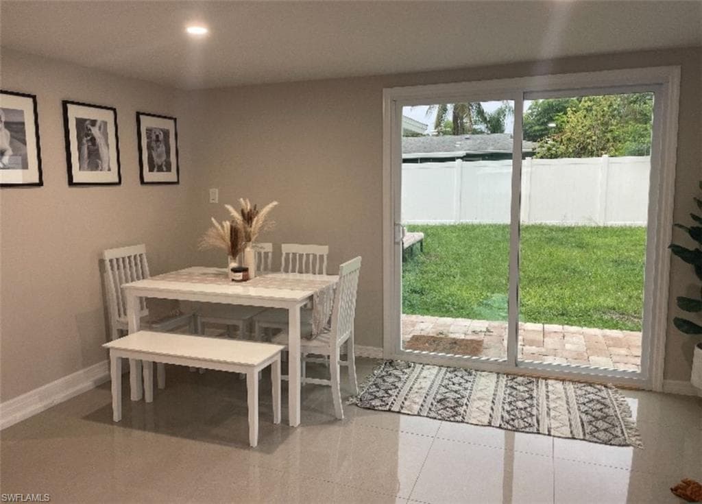 1635 Lowell Ct, Fort Myers, FL 33907-10