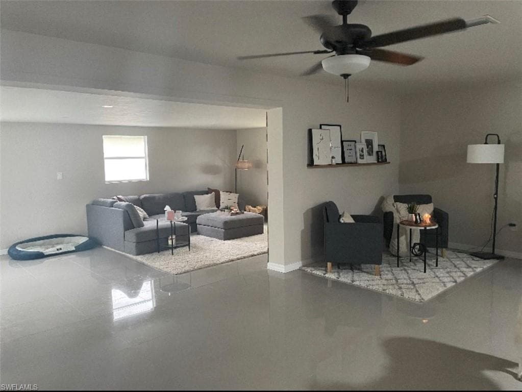 1635 Lowell Ct, Fort Myers, FL 33907-2