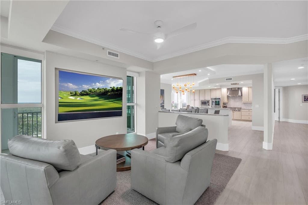 285 Grande Way 1406, Naples, FL 34110-13