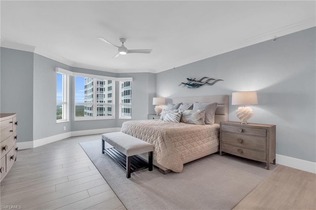 285 Grande Way 1406, Naples, FL 34110-15